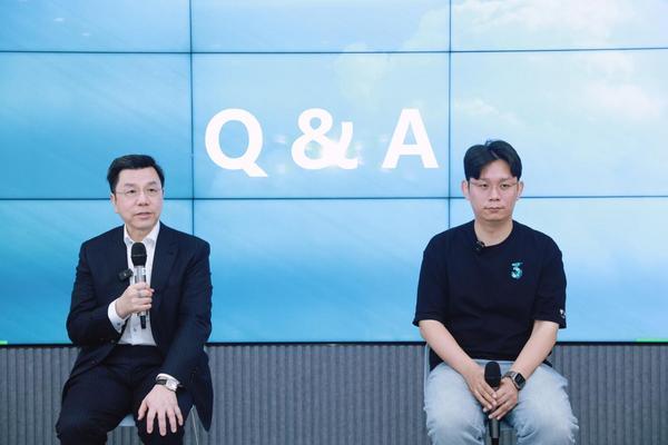 老板、销冠、投资官都能用AI了！零一万物新推一号位决策AI